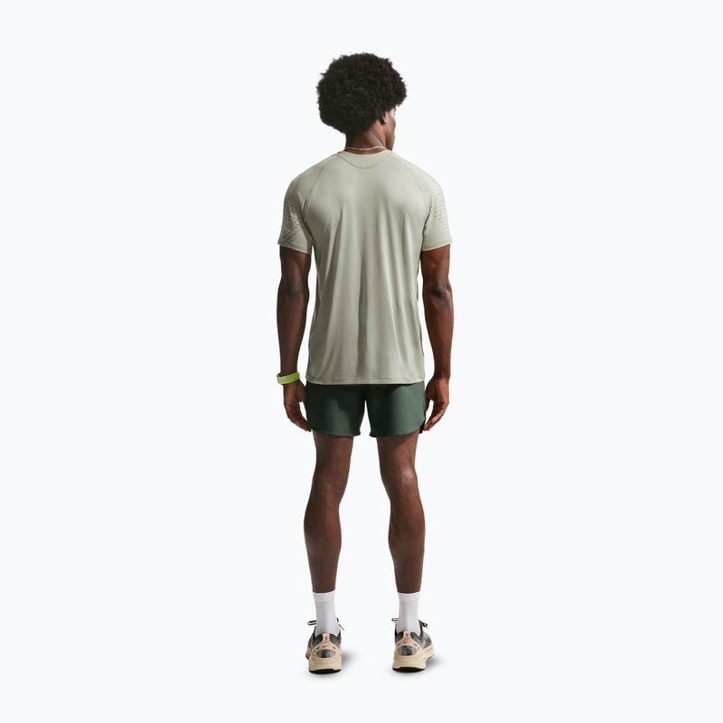 Pánské běžecké tričko Nike Stride Dri-Fit ADV spruce fog/light army 3