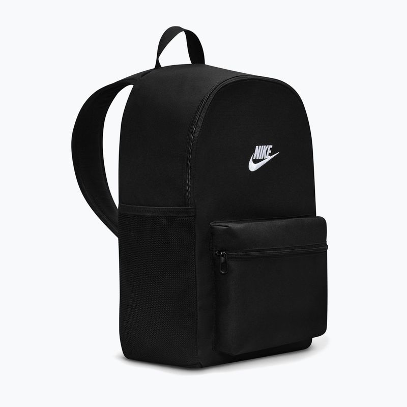 Městský batoh Nike Heritage 23 l black/white 2