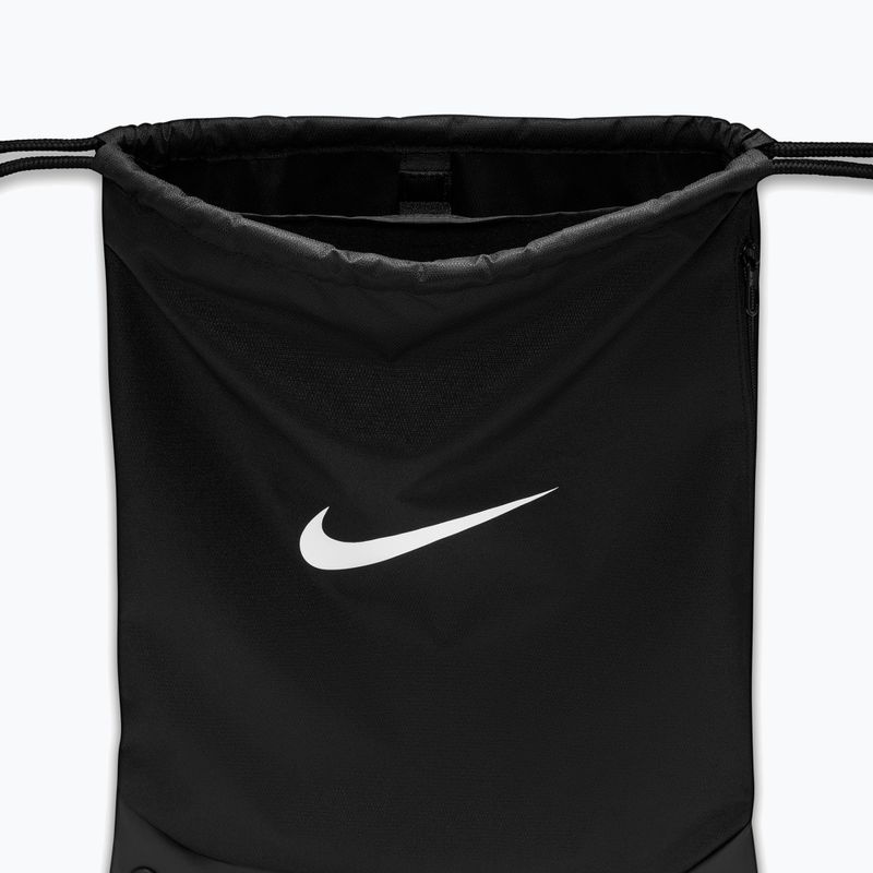 Vak  Nike Brasilia 18 l black/black/white 3