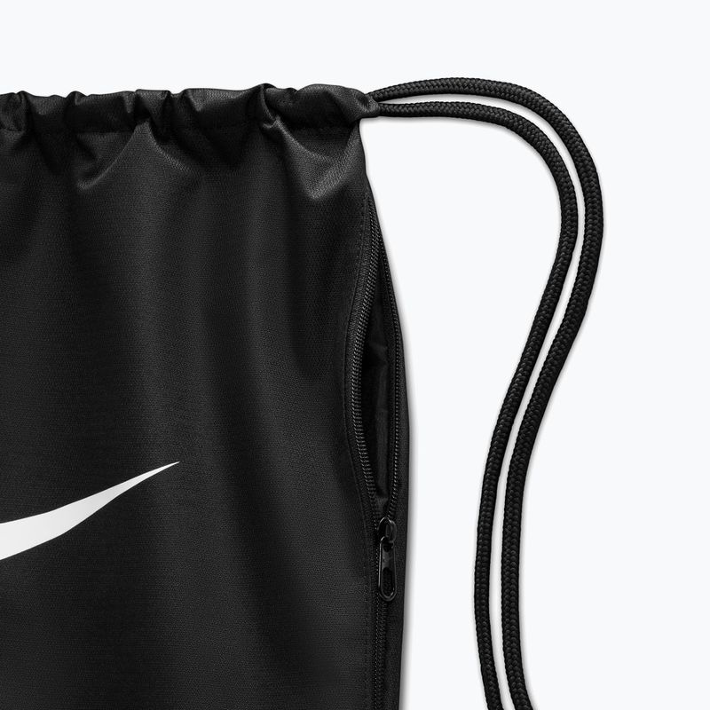 Vak  Nike Brasilia 18 l black/black/white 4