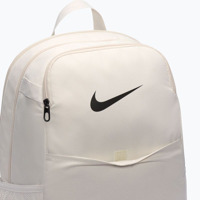 Batoh Nike Brasilia 24 l light bone/black/black 8