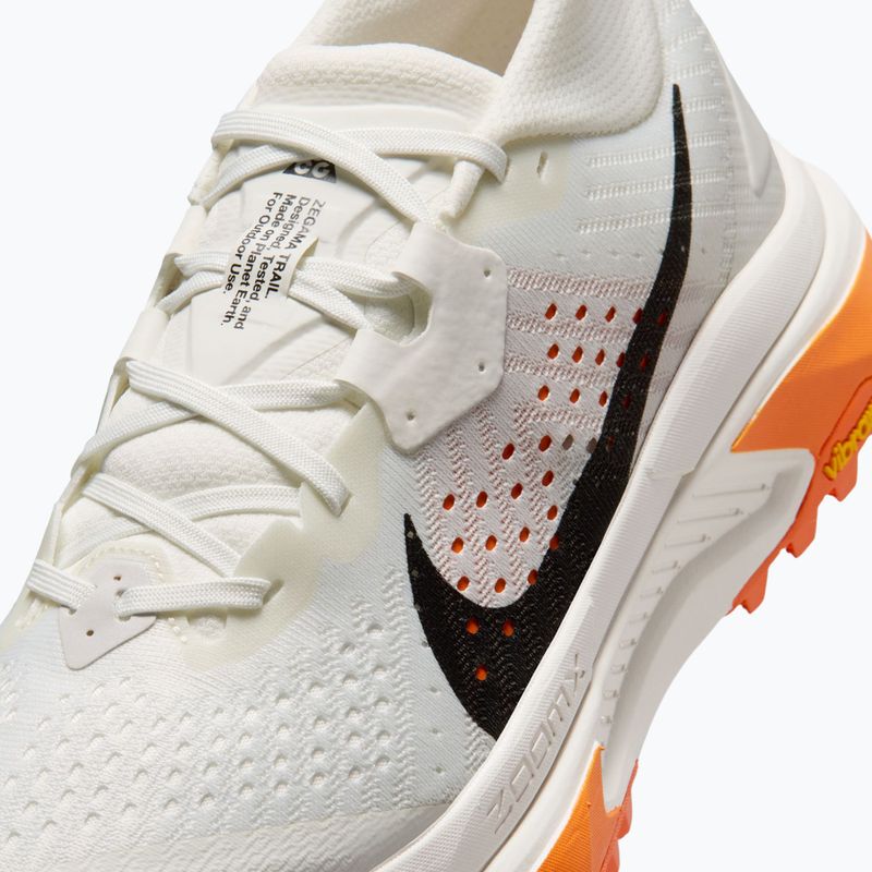 Dámské běžecké boty Nike ACG Zegama summit white/phantom/safety orange/black 3