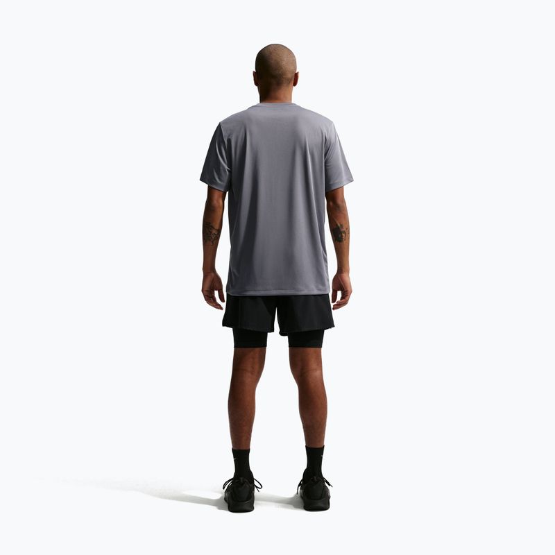 Pánské tréninkové tričko Nike Dri-FIT Training T-Shirt smoke grey/black 3