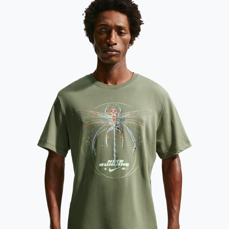 Pánské běžecké tričko Nike Dri-Fit Running silver sage 4