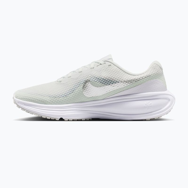 Dámské běžecké boty Nike Revolution 8 off white/barely green/metallic silver 2