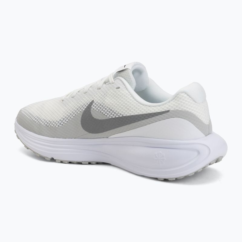 Pánské běžecké boty Nike Revolution 8 summit white/white/metallic silver 3