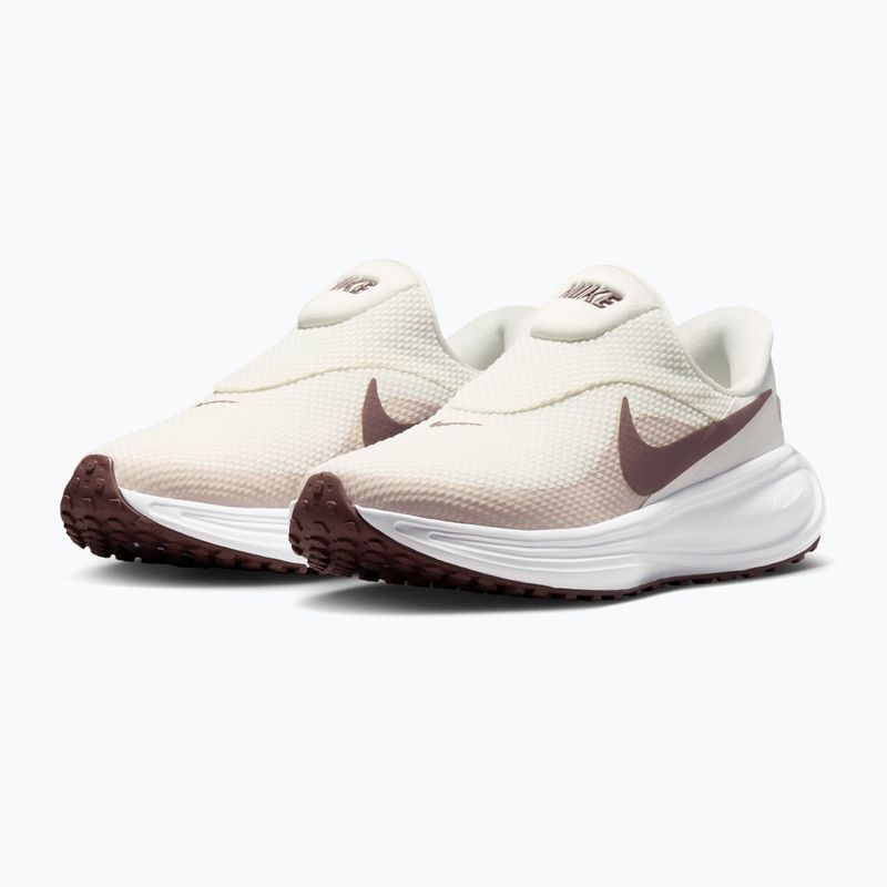 Dámské běžecké boty Nike Revolution 8 EasyOn phantom/white/silt red/tattoo 3