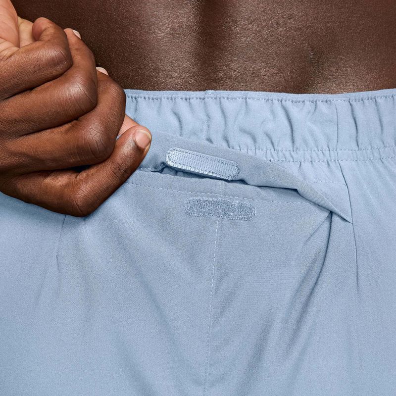 Pánské běžecké šortky Nike Challenger Dri-Fit Brief-Lined 7" hydrogen blue/lapis 4