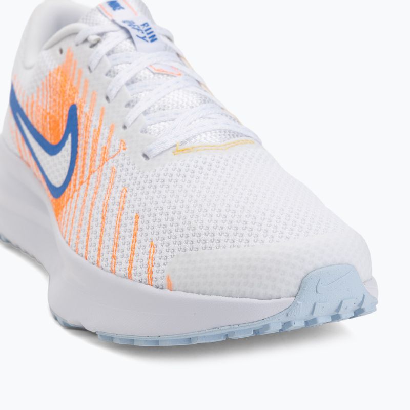 Pánské běžecké boty Nike Run Defy white/topaz gold/blue crystal 7