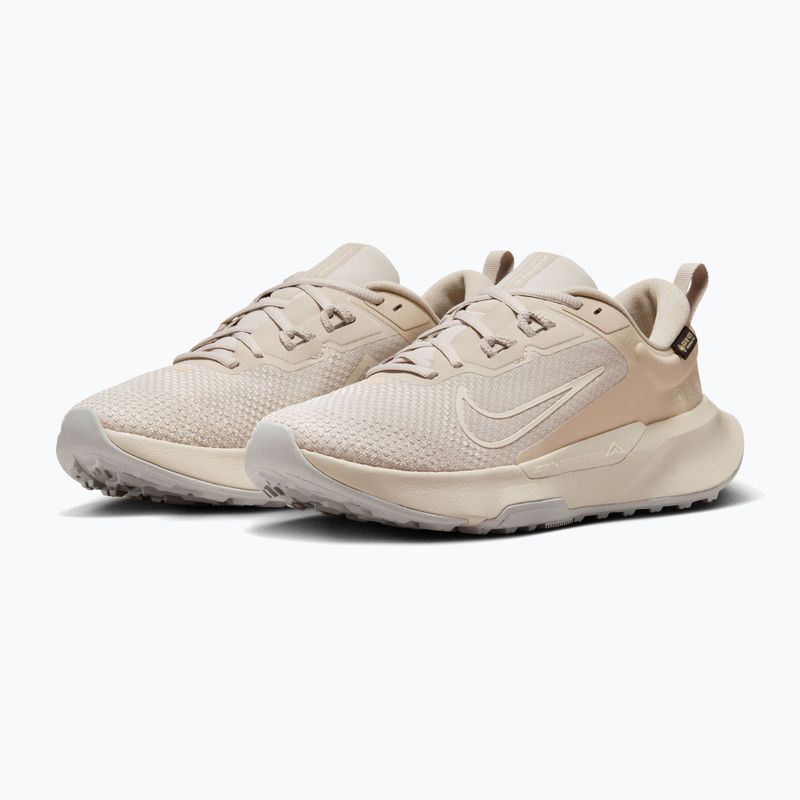Dámské běžecké boty Nike Juniper Trail 2 GORE-TEX cream Ii/light orewood brown 3