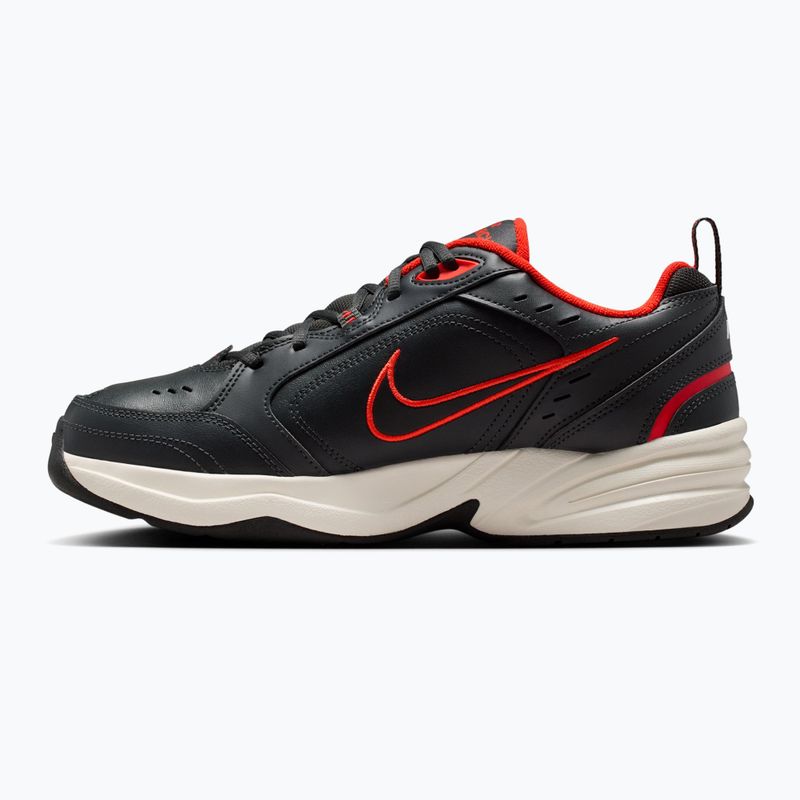 Pánské tréningové boty Nike Air Monarch IV dark smoke grey/picante red/black 2