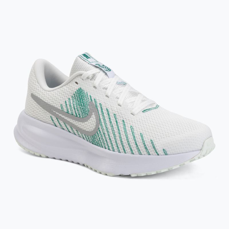 Dámské běžecké boty Nike Run Defy summit white/white/metallic silver