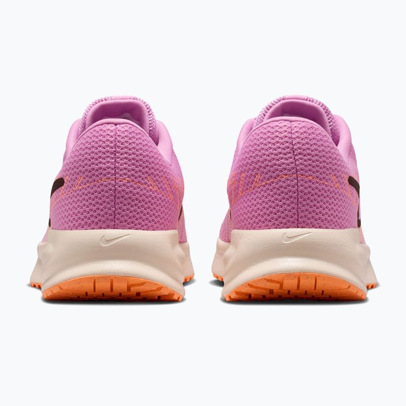 Dámské běžecké boty Nike Run Defy light magenta/chalk/orange pulse/black 4