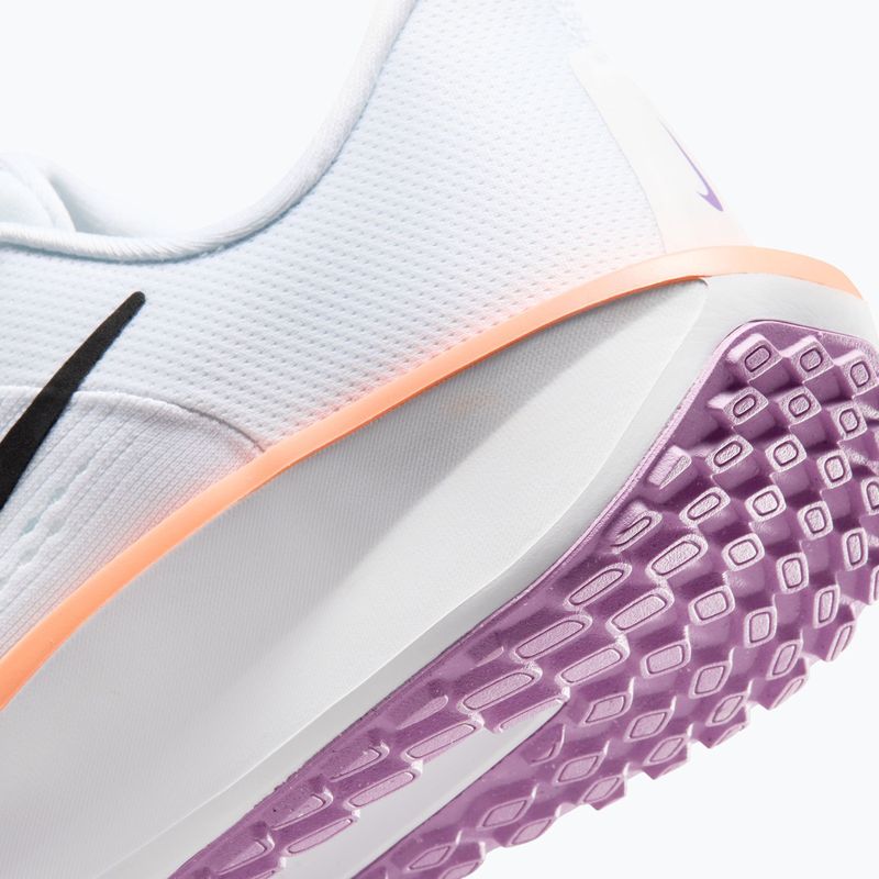 Dámské běžecké boty Nike Quest 6 white/bright violet/light magenta/black 4