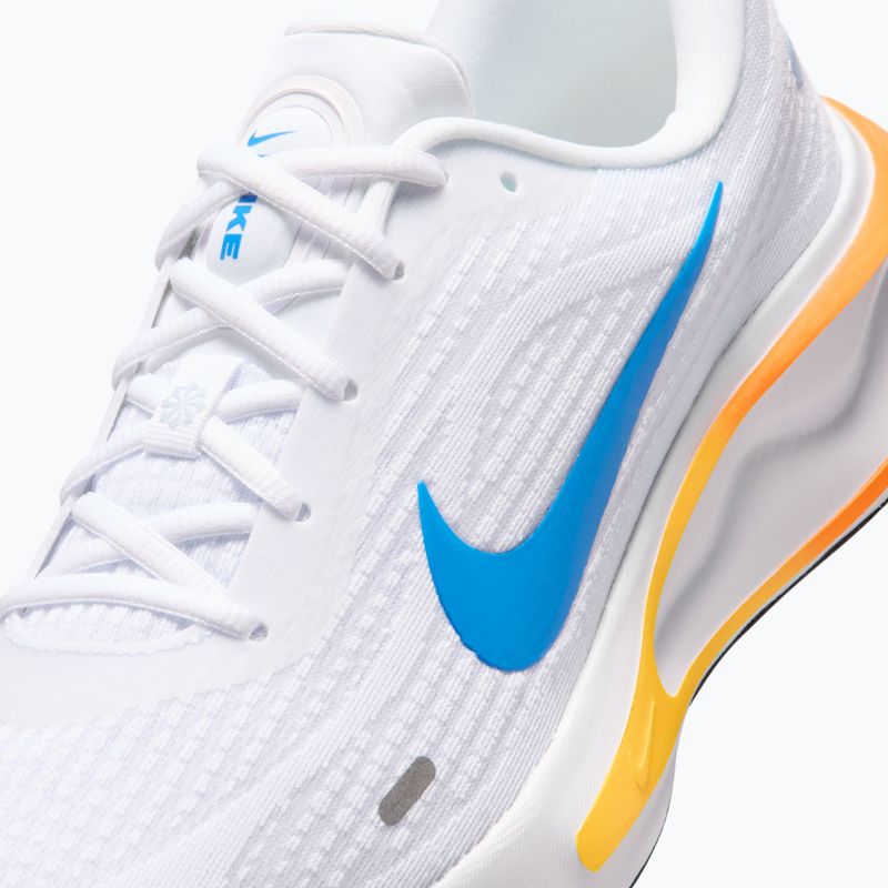 Pánské běžecké boty Nike Journey Run white/total orange/blue crystal 3