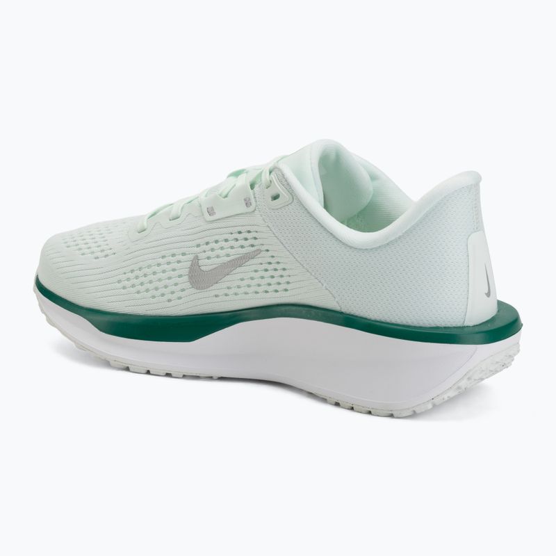 Dámské běžecké boty Nike Quest 6 barely green/white/metallic silver 3