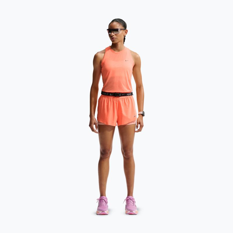 Dámské běžecké šortky Nike Swift Mid-Rise 2in1 orange pulse 2