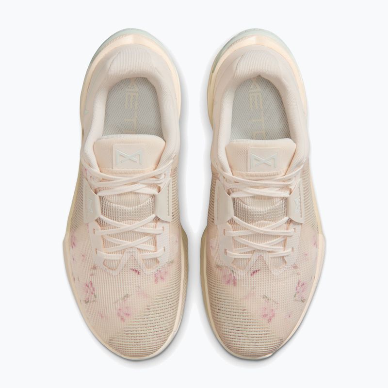 Dámské tréninkové boty Nike Metcon 10 SE chalk/light orewood brown/light silver 5