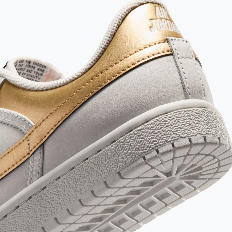 Dámské boty Air Jordan Skyline Low swan/black/metallic gold 4