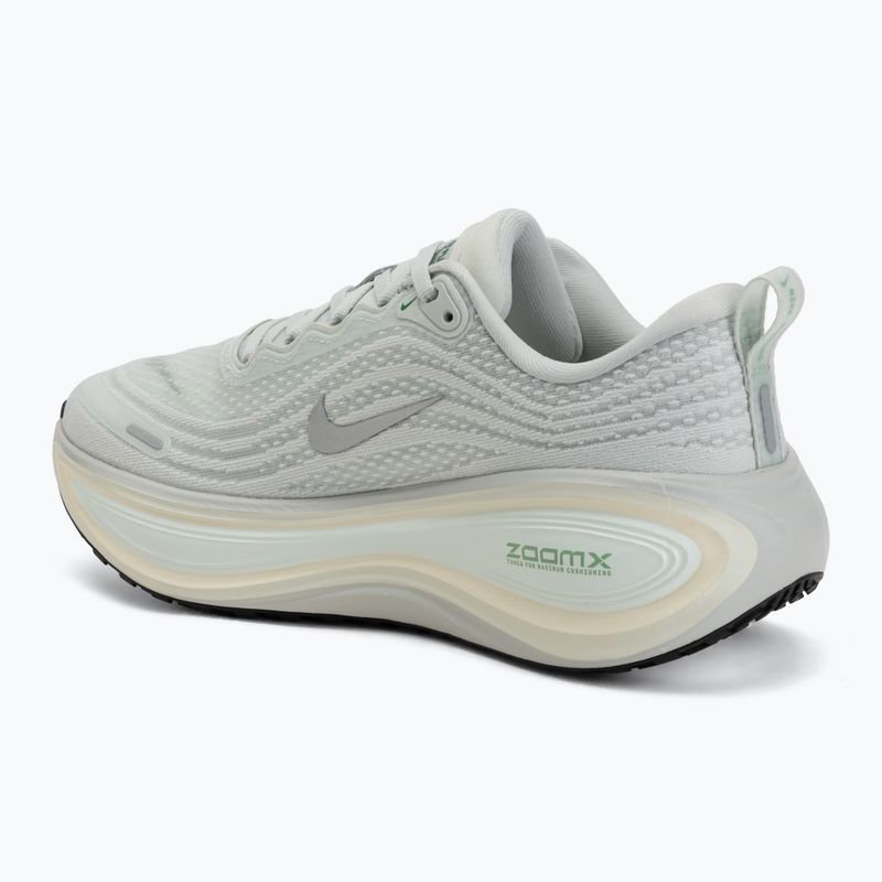 Dámské běžecké boty Nike Vomero Plus light silver/metallic silver 3