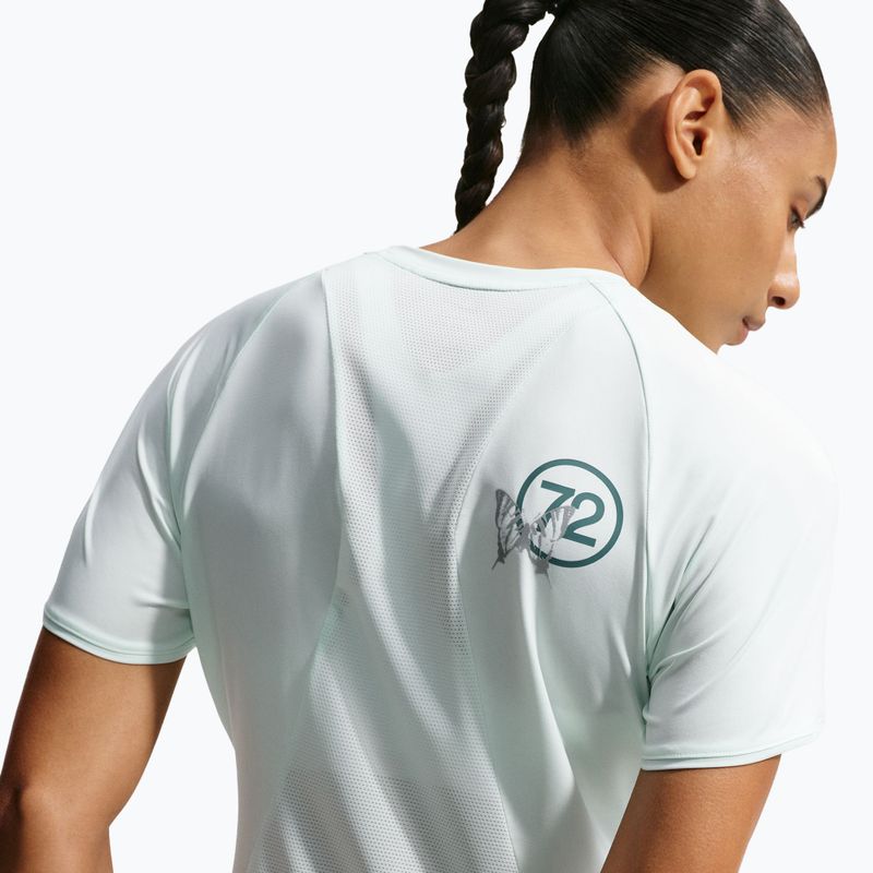 Dámské běžecké tričko Nike Swift Dri-Fit barely green 6