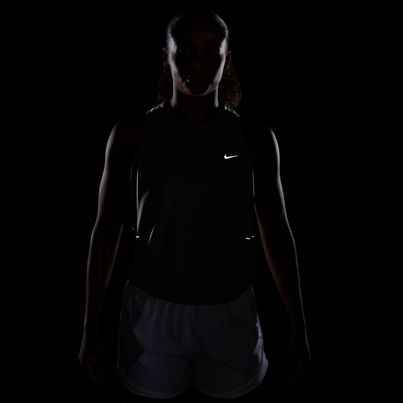 Dámské běžecké tričko Nike Swift Breathe Dri-Fit black/black/white 7