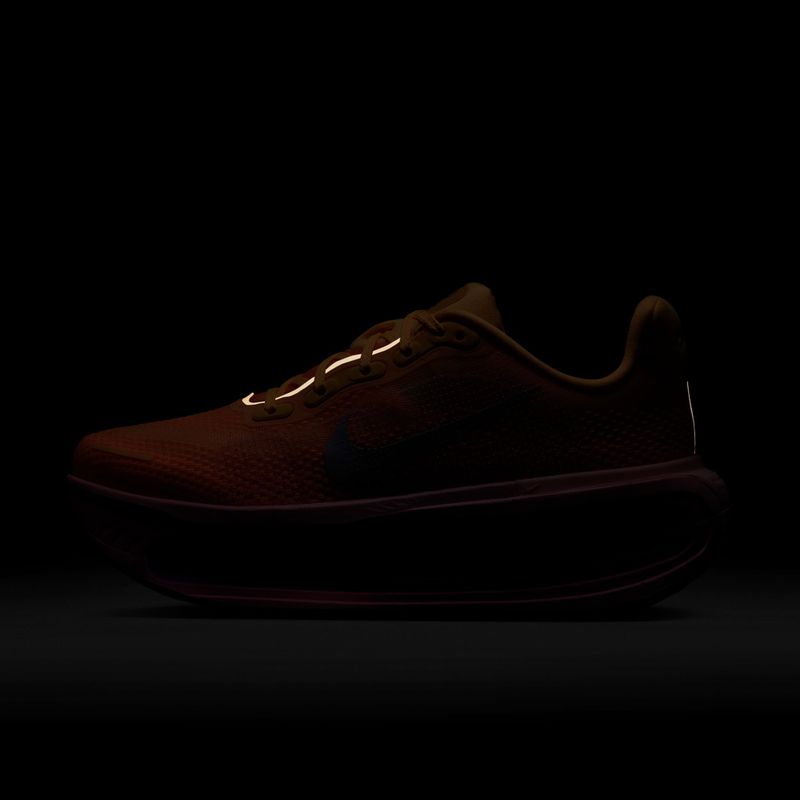 Dámské běžecké boty Nike Vomero Premium tangerine tint/bright crimson/tattoo 4