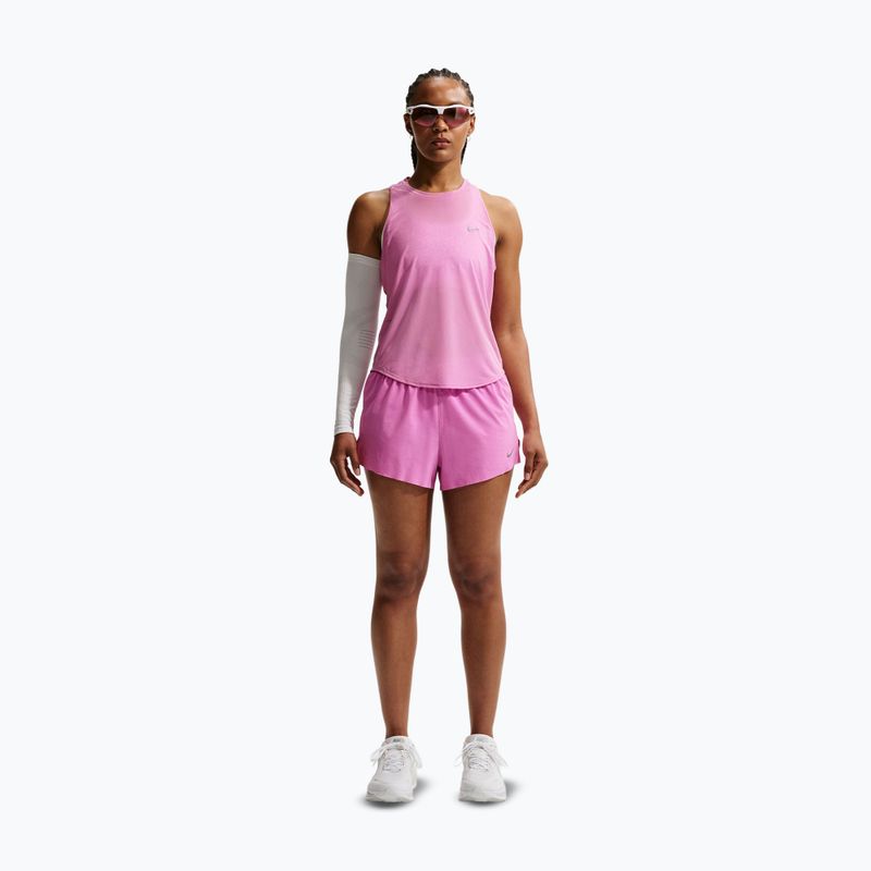 Dámské běžecké tričko Nike Swift Breathe Dri-Fit light magenta/photon dust 2