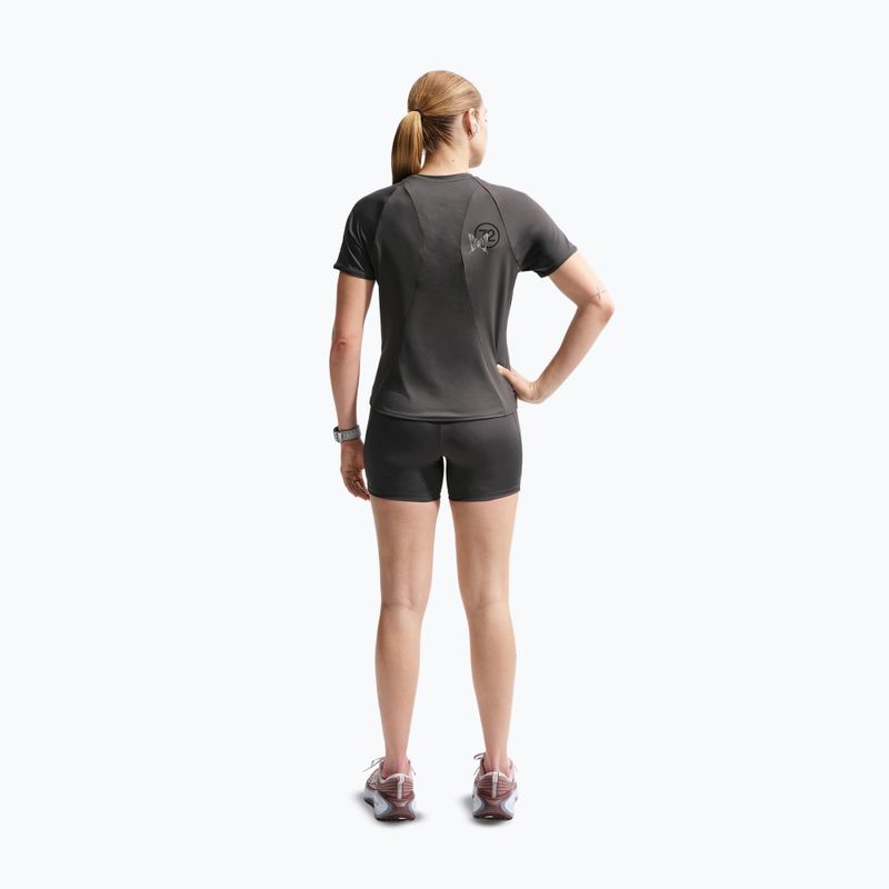 Dámské běžecké tričko Nike Swift Dri-Fit medium ash 3