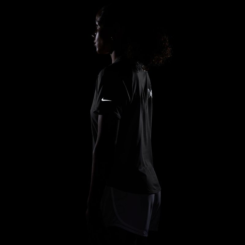 Dámské běžecké tričko Nike Swift Dri-Fit medium ash 7