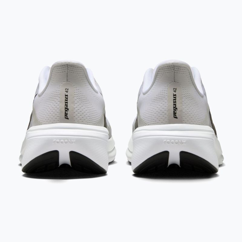Pánské běžecké boty Nike Pegasus 42 white/photon dust/black 4