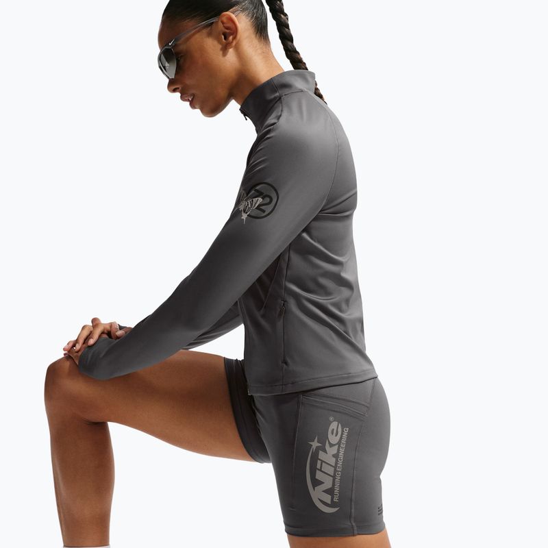 Dámské legíny Nike Swift High Waisted 4" medium ash 7