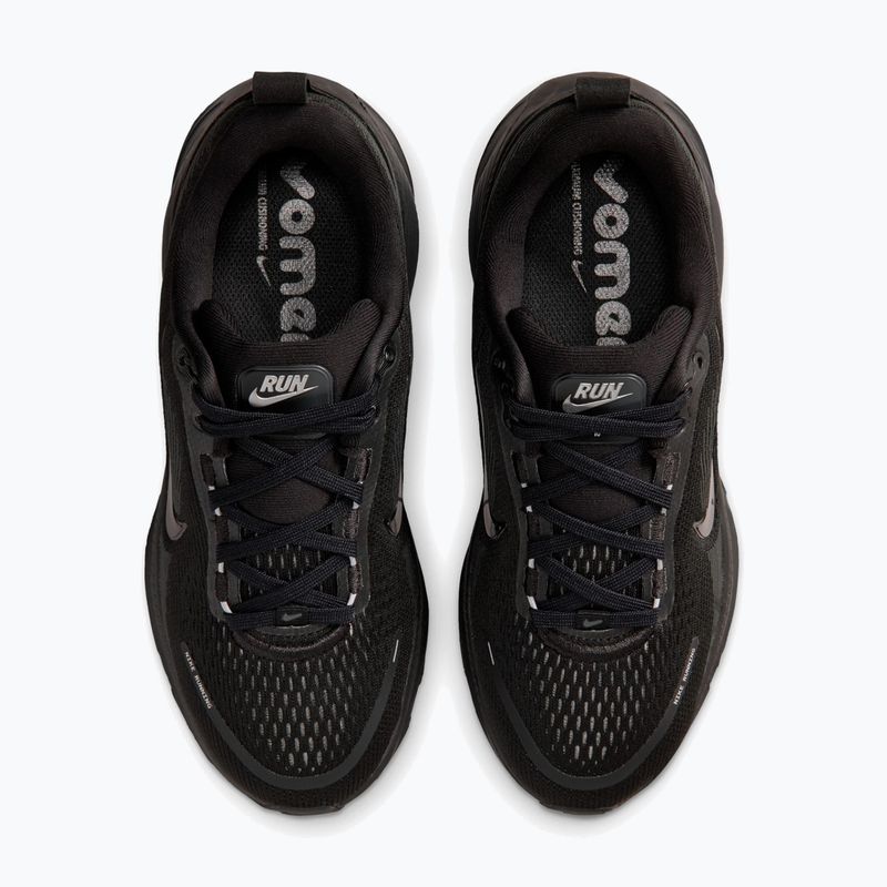 Dětské běžecké boty Nike Vomero 18 black/dark smoke grey/ligh smoke grey/black 4