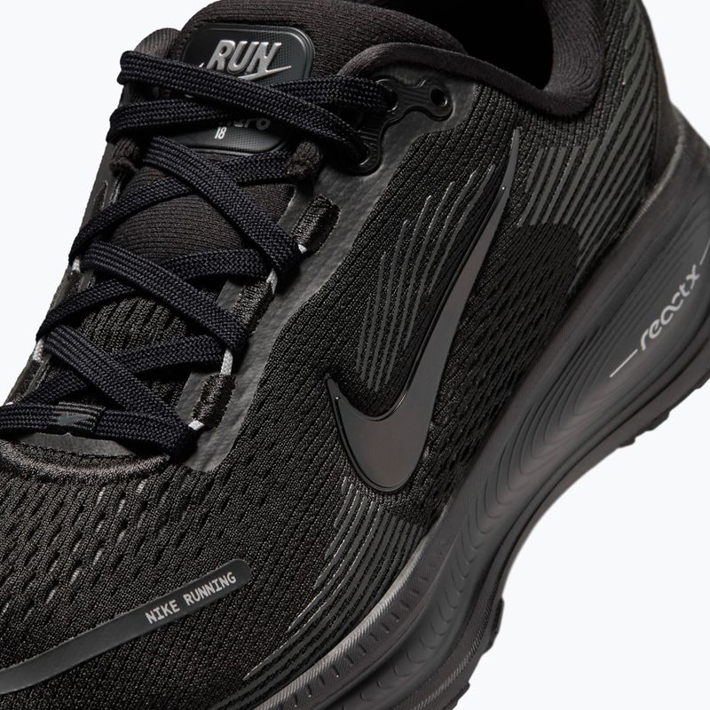Dětské běžecké boty Nike Vomero 18 black/dark smoke grey/ligh smoke grey/black 5