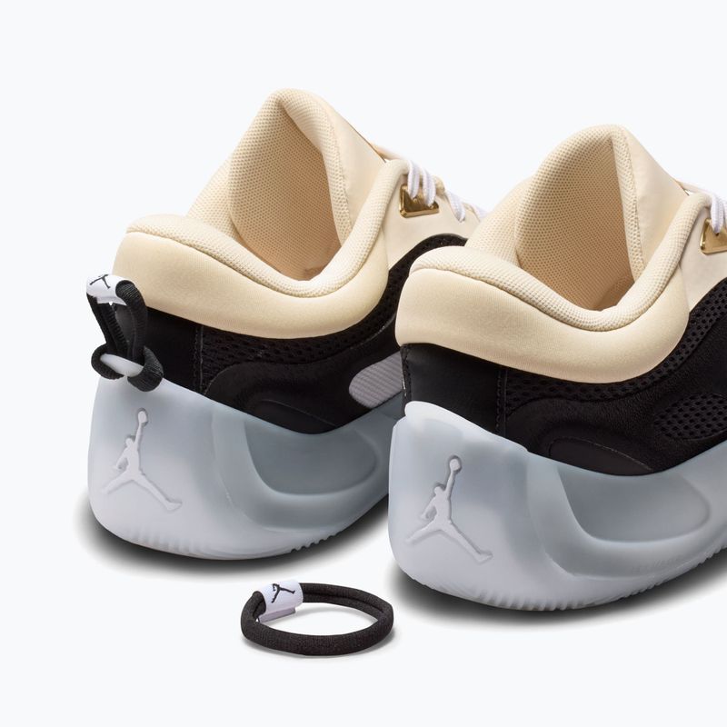 Dámské basketbalové boty Nike Jordan Heir Series 2 Precious Medal pearl white/black/metallic gold/white 3