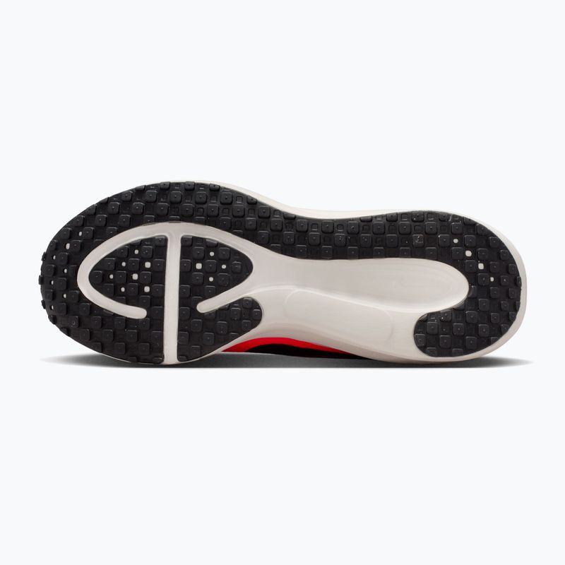 Dámské běžecké boty Nike Revolution 8 arctic orange/white/flash crimson/black 2