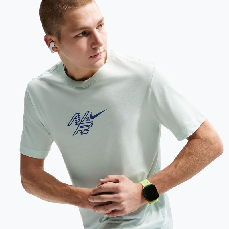 Pánské běžecké tričko Nike AeroSwift Dri-Fit barely green/lapis 6