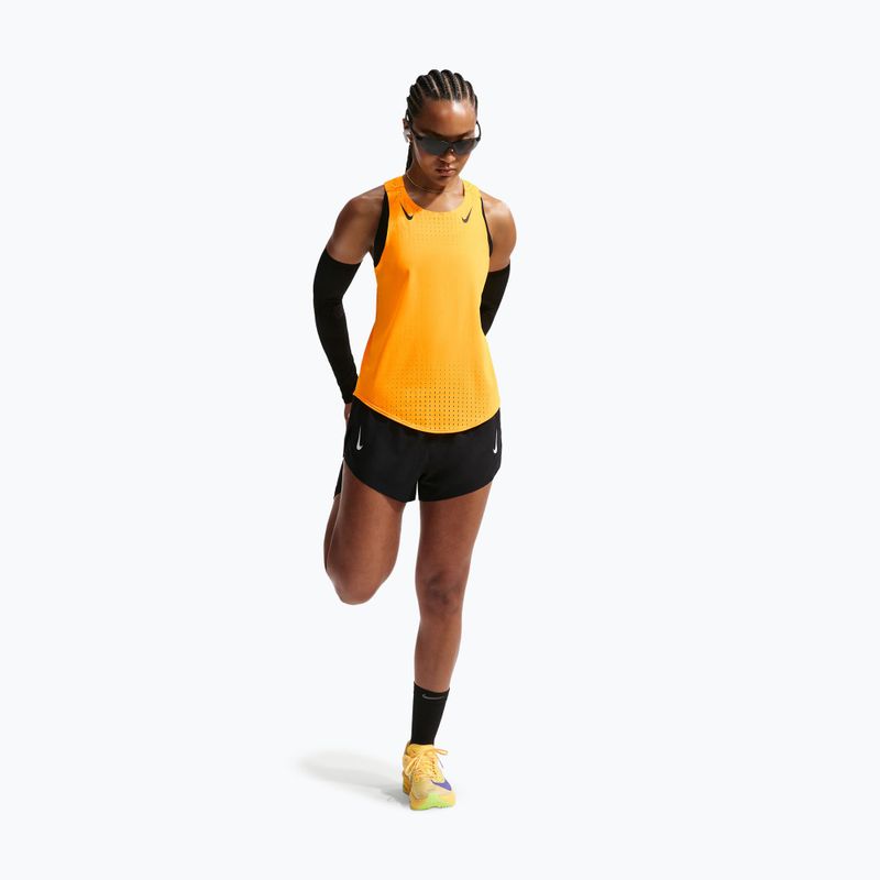 Dámské běžecké tílko Nike AeroSwift Dri-Fit ADV Singlet laser orange/black 2