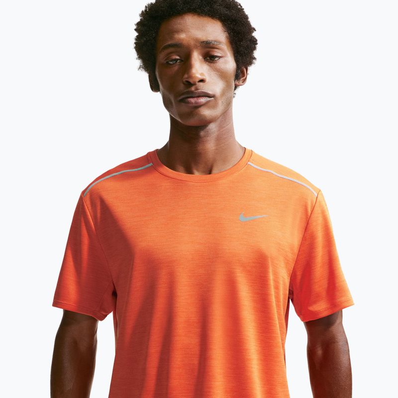 Pánské běžecké tričko Nike Miler Dri-Fit UV safety orange 4