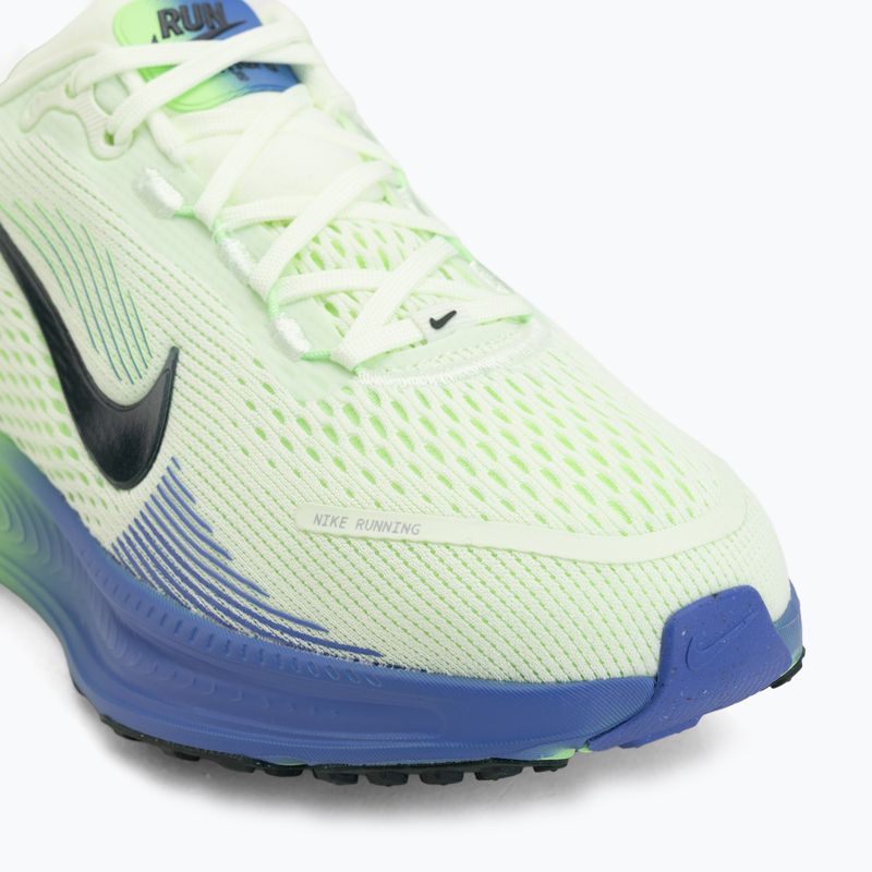 Běžecké boty Nike Vomero 18 volt tint/black spruce 7
