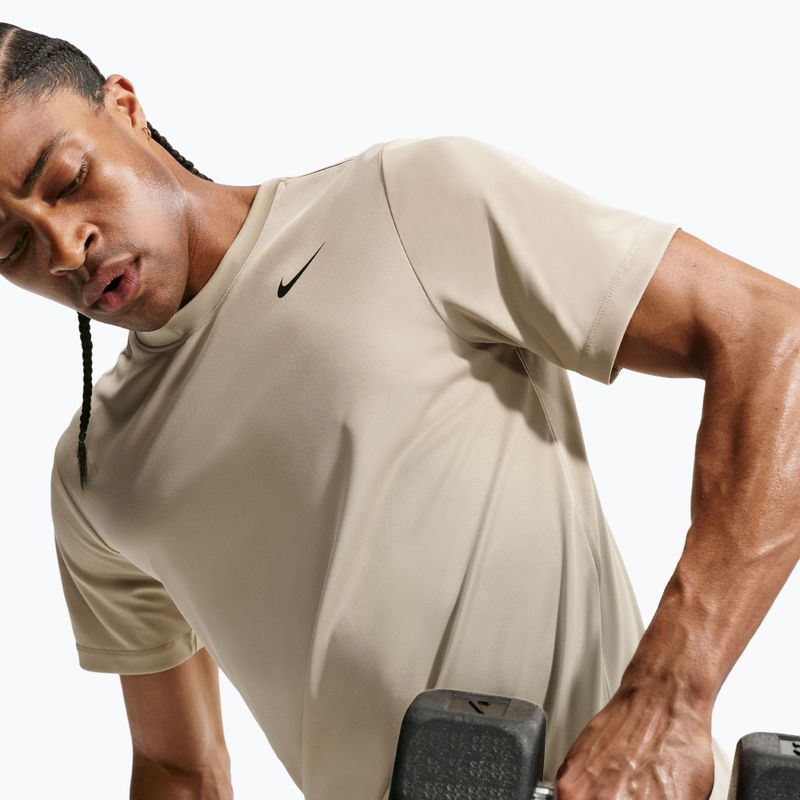 Pánské tréninkové tričko Nike Dri-FIT Training T-Shirt desert khaki/black 6