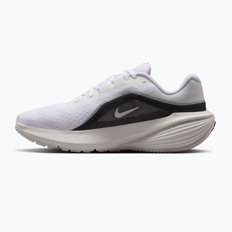 Dámské běžecké boty Nike Downshifter 14 white/summit white/metallic silver 2