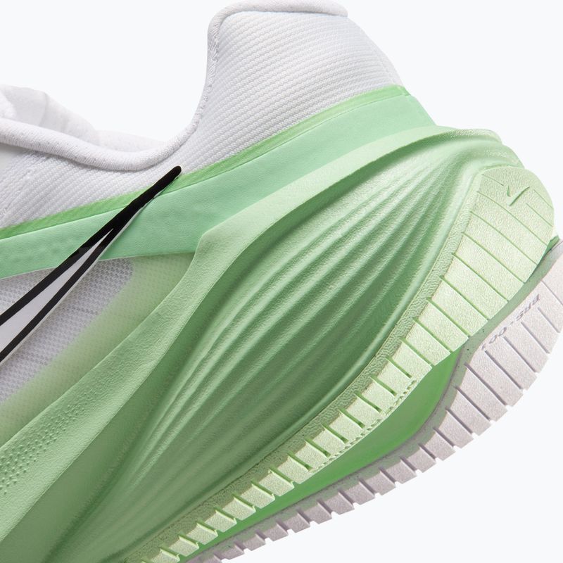 Dámské běžecké boty Nike Downshifter 14 white/cucumber calm/illusion green/white 8
