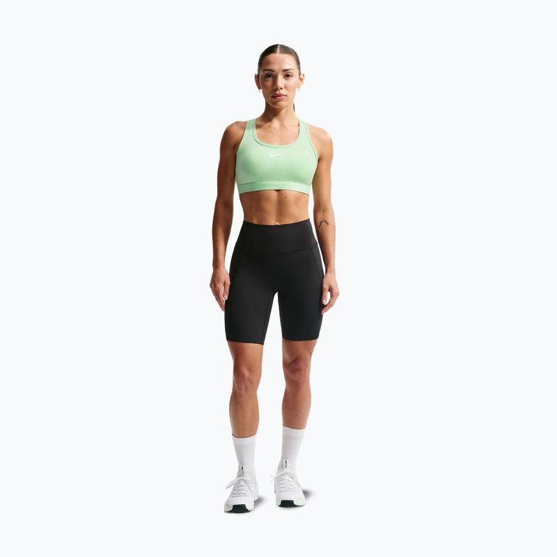 Sportovní podprsenka Nike Swoosh cucumber calm/white 2