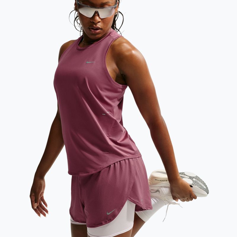 Dámské běžecké šortky Nike Flow pink smoke 6