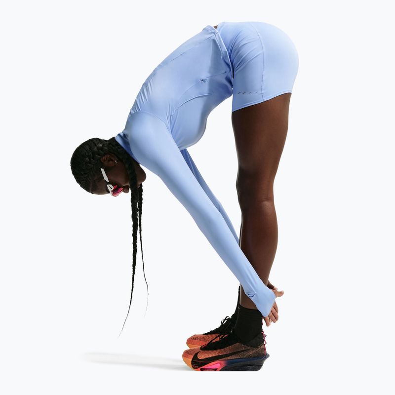 Dámské běžecké šortky Nike Swift aluminum 6
