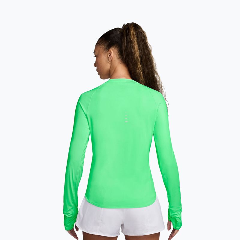 Dámské běžecké Longsleeve Nike Swift Dri-FIT UV illusion green 2