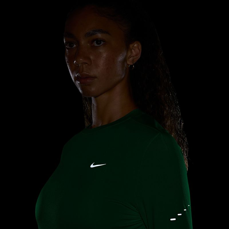 Dámské běžecké Longsleeve Nike Swift Dri-FIT UV illusion green 4