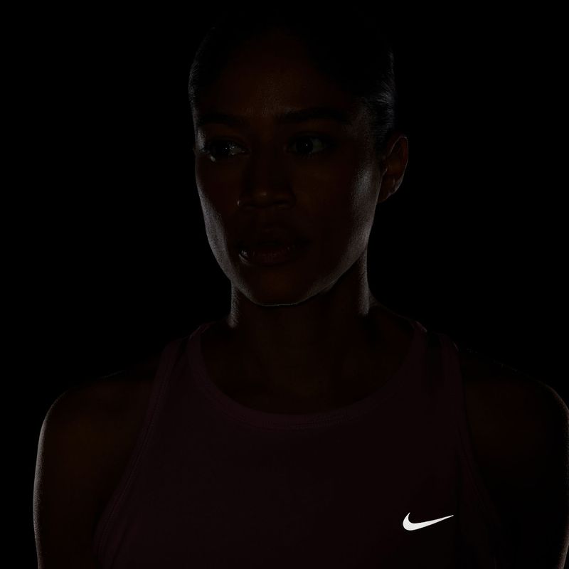 Dámské běžecké tričko Nike Tempo Dri-Fit Tank Top pink smoke 7