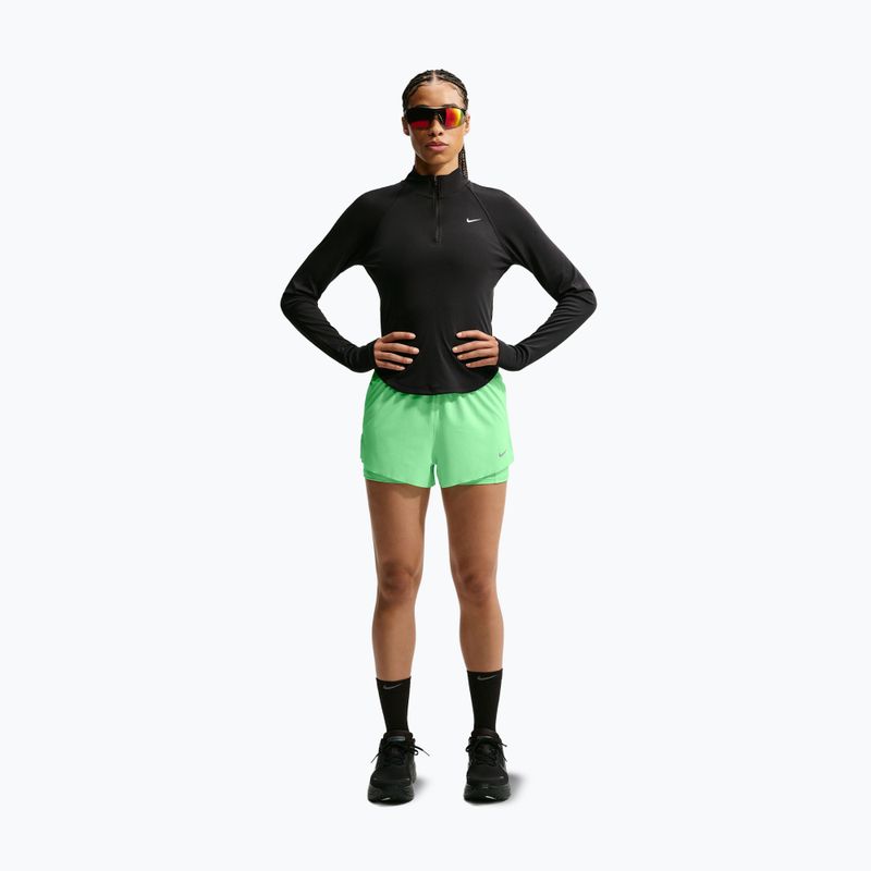 Dámské běžecké šortky Nike Swift Mid-Rise 2in1 illusion green 2